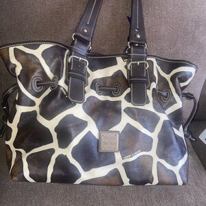 Dooney & Bourke Medium Chiara Bag NWT